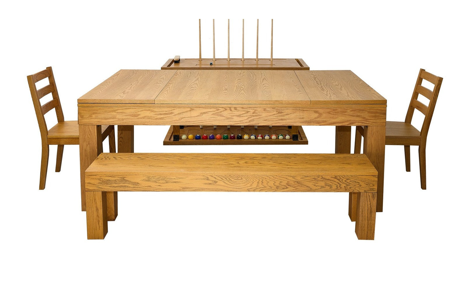 Billard Brando converti en table à manger avec bancs et chaises visibles